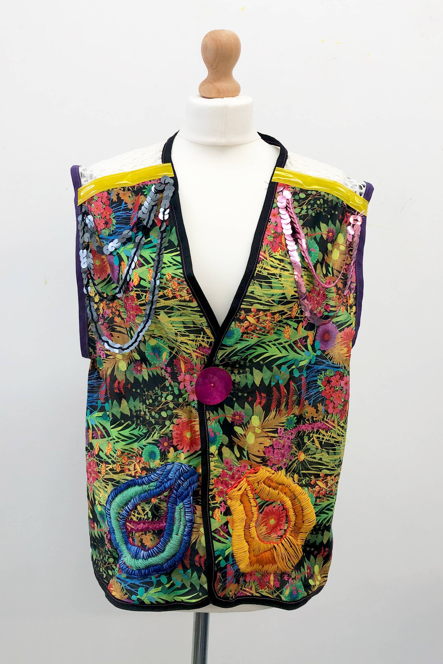 Fruits of Origin [papaya] (collaboration with Goia Mujalli), Fabric, acrylic paint, hand-embroidery on hand-sewn garment, 2019